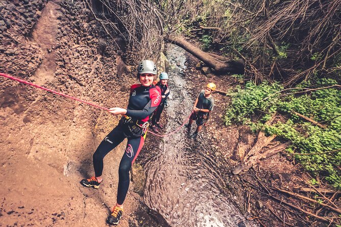 Canyoning with Waterfalls in the Rainforest - Small Groups ツ - What canyoning means in Gran Canaria (and why it is fun)