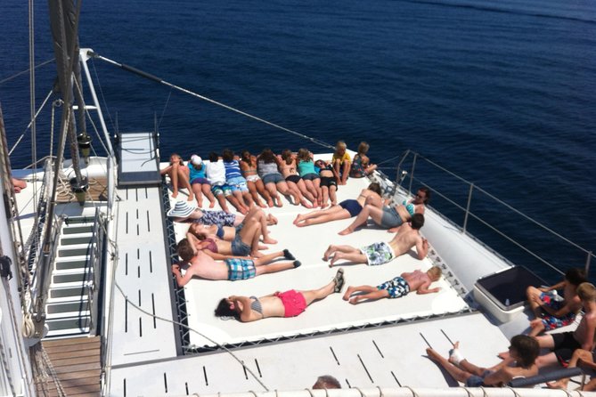 Catamaran ride -Costa Brava with barbecue and drinks. Familiar. - The Sail North Toward Tossa, With Real-Time Views to Match the Route