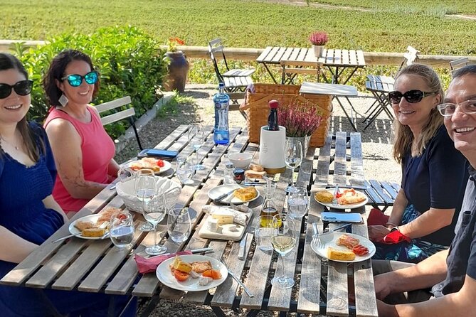 Cava tour to 3 family wineries with hotel pick-up - Vins el Cep: Pet-Nat and Cava Gran Reserva in Nature