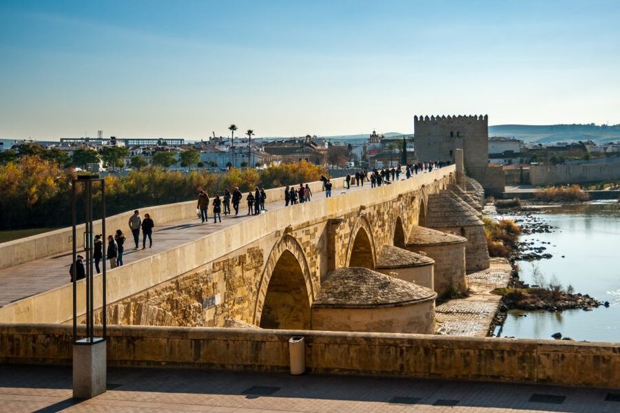 Córdoba: City Sightseeing Hop-On Hop-Off Bus Tour - Comfort and practical tips: sun, audio, and timing your hops