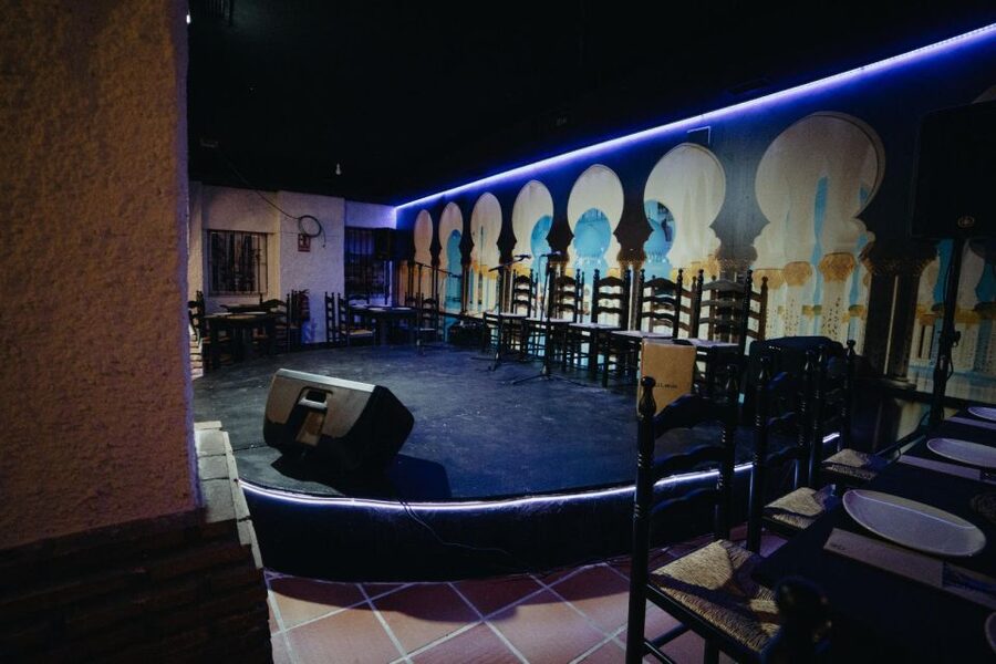 Cordoba: Flamenco Show at Tablao El Jaleo & Optional Dinner - Drink included, and why it helps the whole experience