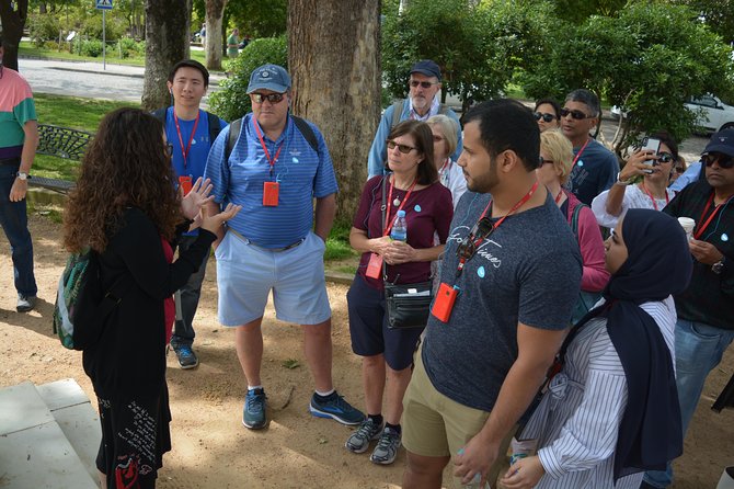 Cordoba Monuments Intensive Tour in English Tickets included - When plans slip: lines, Sunday closures, and group timing
