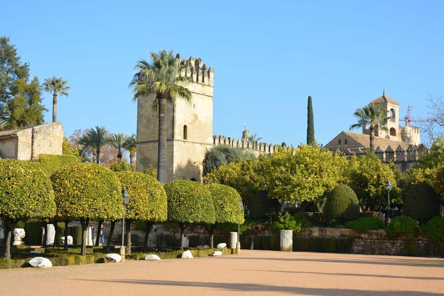 Cordoba: Monuments Walking Tour - Timing, pacing, and what to wear so the day stays enjoyable