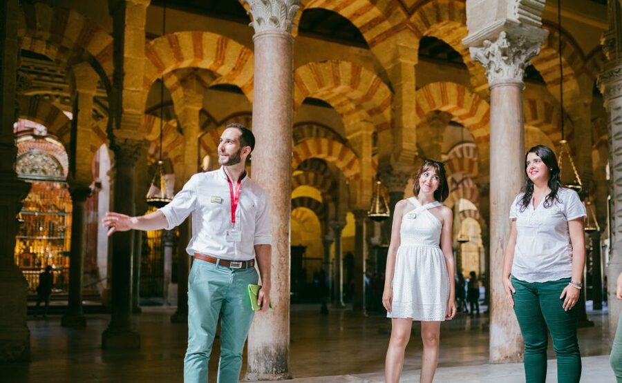 Córdoba: Mosque-Cathedral & Alcazar Guided Tour - Price and value: does $42 fit what you get?