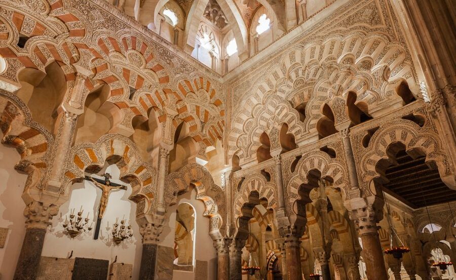 Cordoba Mosque-Cathedral: Skip-the-Line Guided Tour - Should you book the Mosque-Cathedral skip-the-line guided tour?
