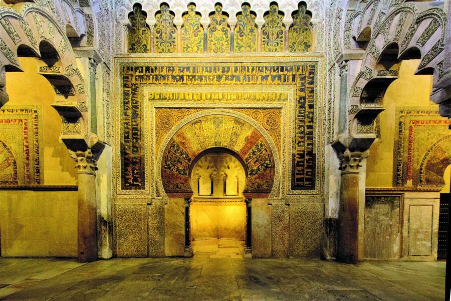 Córdoba Mosque, Jewish Quarter and Alcázar 3-Hour Tour - A 3-hour multi-faith walk through Córdoba’s UNESCO core