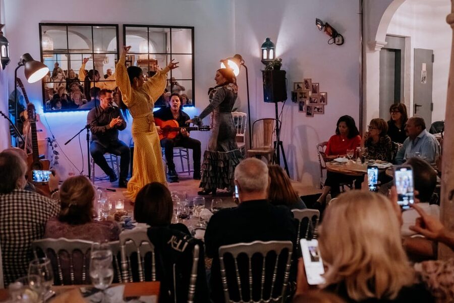 Córdoba: Tablao Flamenco at Doble de Cepa with Optional Meal - Should you book Taberna Doble de Cepa flamenco?