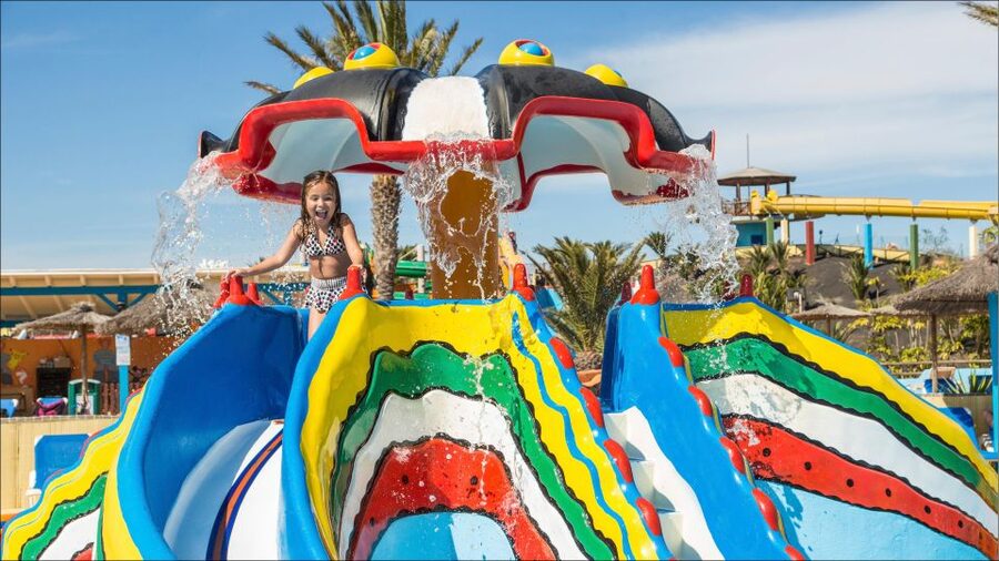 Corralejo: Acua Water Park Entry Ticket - Lockers and inflatables, the extras that affect your final cost