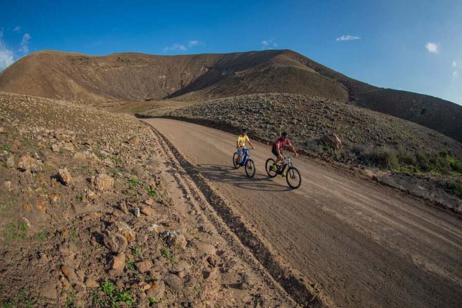 Corralejo: E-Bike Rental with Map to Popcorn Beach - Starting at Electric Legs: bike setup that actually helps