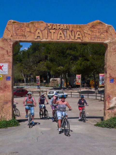Costa Blanca Downhill Bike Ride - The top-of-Mount-Aitana briefing and bike fitting