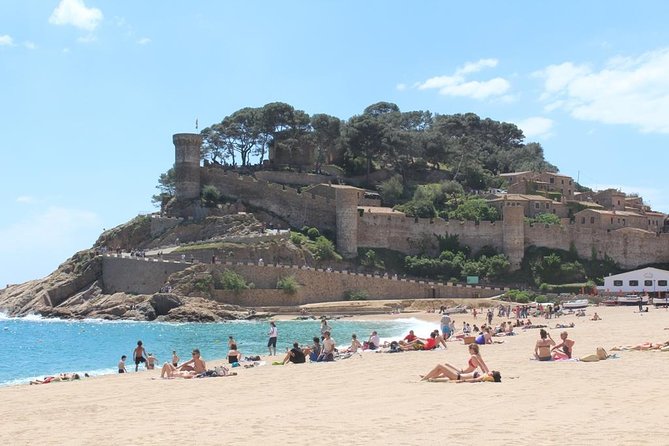 Costa Brava Day Sightseeing Tour with Boat Trip from Barcelona - Tossa de Mar: the Vila Vella walk that actually gives you structure