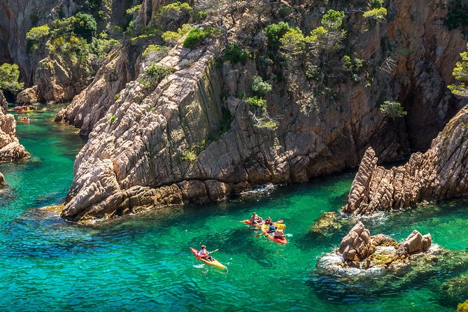 Costa Brava Kayaking and Snorkeling Small Group Tour with Lunch - Who this tour fits best, and who should skip it
