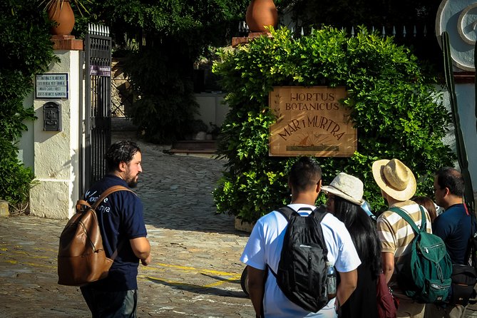 Costa Brava & Medieval Village Tour with Lunch - Getting Out of Barcelona Early, and Why It Makes This Tour Feel Relaxed