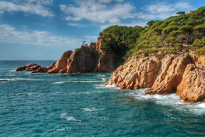 Costa Brava Tour with Kayak & Lagoon Snorkeling - Escola de Vela prep: swim readiness, gear, and phone storage