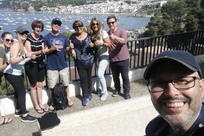 Dali Museum & Cadaques Small Group Tour with Hotel pick-up - What the small-group experience changes for you
