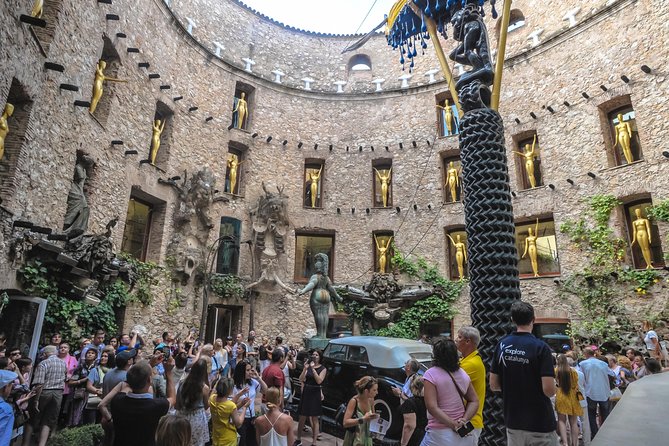 Dali Museum, House & Cadaques Small Group Tour from Barcelona - Summer schedule: Sant Martí d’Empúries and Púbol Castle in the mix