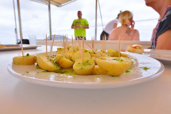 Day Sail to La Graciosa - Price and Value: $82.90 Can Be a Win If You Want This Mix