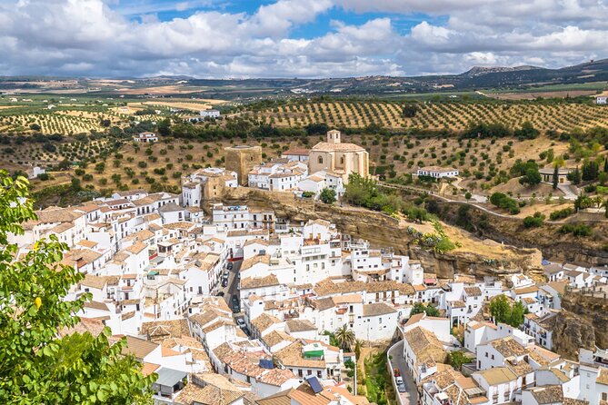 Day trip to Zahara, Setenil and Ronda from Seville - Setenil de las Bodegas: walking streets built under rock
