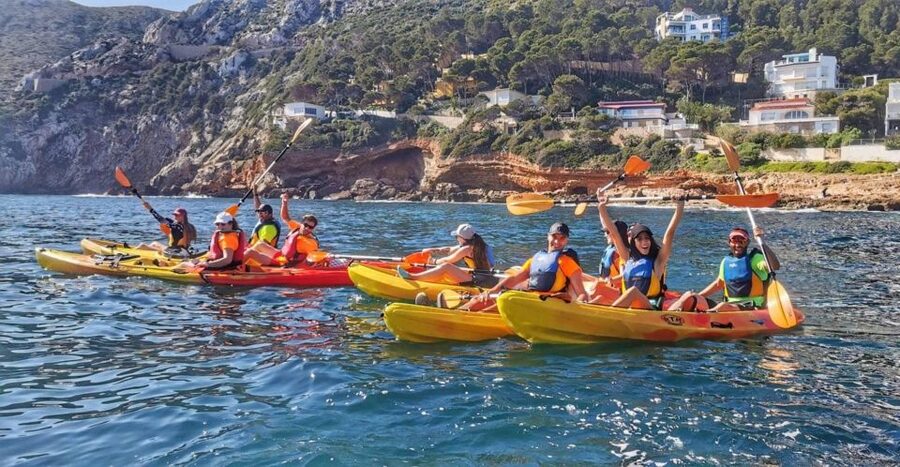 Dénia: Cova Tallada kayak trip - Snorkeling and swimming time in the cove