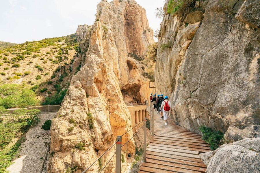 El Chorro: Caminito del Rey Guided Tour with Shuttle Bus - Meeting at Hotel La Garganta, close to the train station
