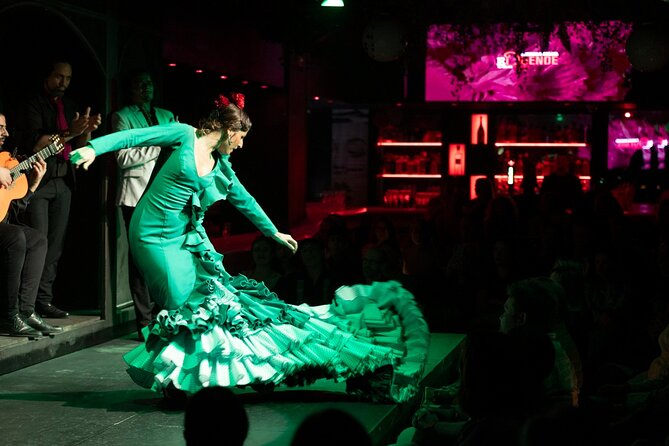 El Duende Flamenco Show with drink option at La Rambla Barcelona - The Drink Included Option: Sangria, Wine, Beer, and Soft Drinks