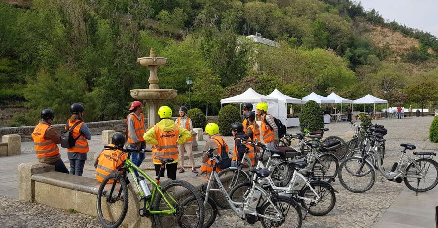 Electric Bike Tour with 2 Options to Explore Granada - The 10-minute training session and safety briefing that keep things smooth