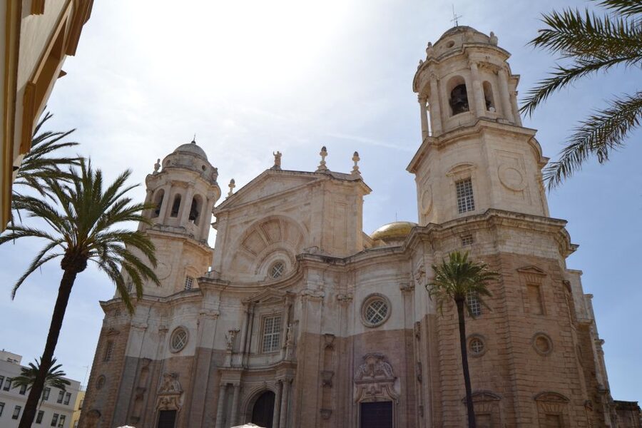 English Cádiz Tour: Walking Tour with Local Guide - Outside the Cathedral: History You Can See Without Paying a Ticket