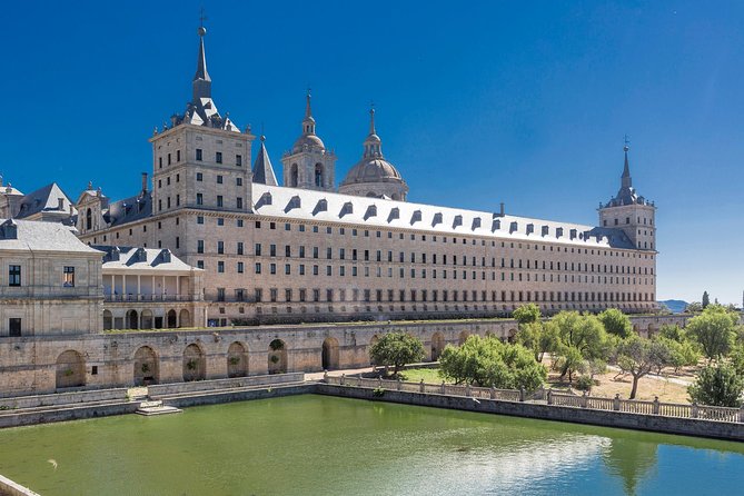 Escorial Monastery and the Valley of the Fallen from Madrid - Managing the pace: crowding, group size, radio audio, and language reality