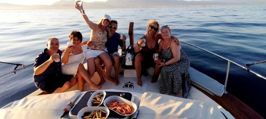 Estepona: Dolphin Search Boat Trip with Drink and Snacks - Small-group format, big attention: what max 10 changes