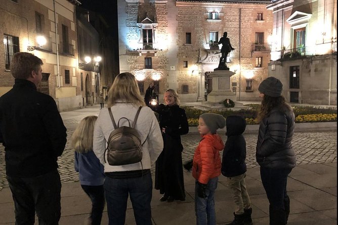 Evening Walking Tour: Spanish Inquisition & Legends of Old Madrid - Stop 3 at Plaza de la Cruz Verde: Trials and Inquisition Legends Close Up