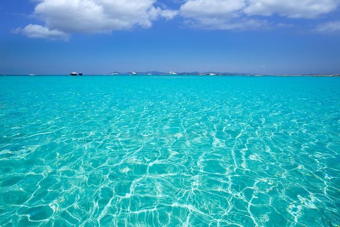 Exploring Formentera on Private Sailing Boat - Lunch on the island: maximize the extra hour and plan for no drinks