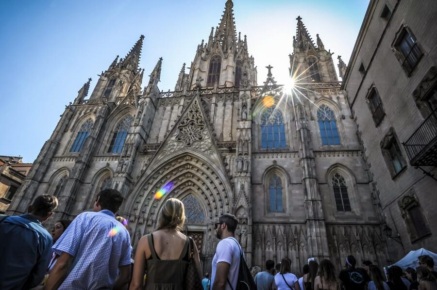 Fast Track: Sagrada Familia & Barcelona Full-Day Tour - The real value of fast-track in Barcelona