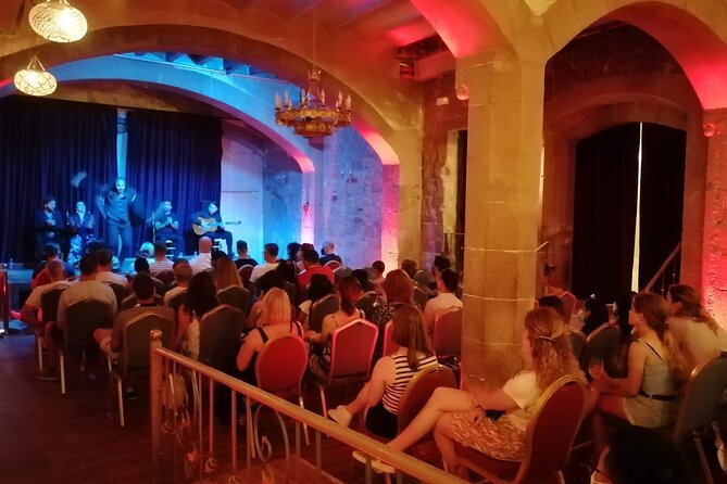 Flamenco Show at Dalmases Palace in Barcelona - Before the show: courtyard taps, cava, and how early matters