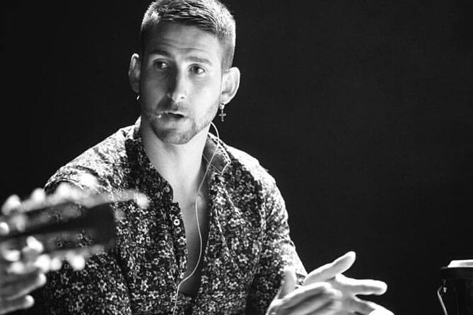 Flamenco Show at Tablao Alvarez Quintero in Seville - Viewing considerations: seats, stage sightlines, and the small-stage tradeoff