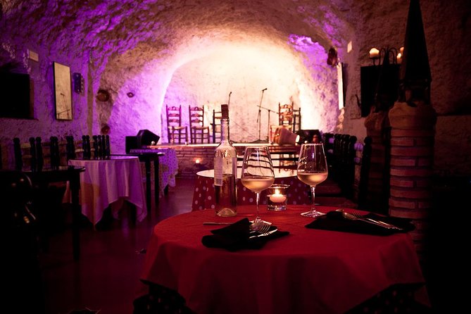 Flamenco Show in a Cave Restaurant in Granada - Getting There in the Albaycín Without Stress