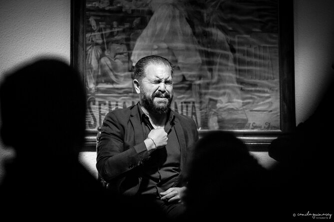 Flamenco Show in Seville at Bar and Tapas - Seating Reality Check: Crowding, Tight Space, and Why Location Matters