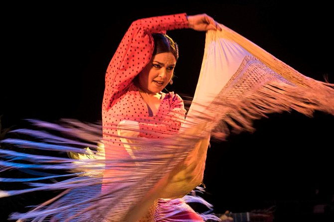 Flamenco Show Ticket at Theatre Barcelona City Hall - Getting there on foot or by metro, and how to time your evening