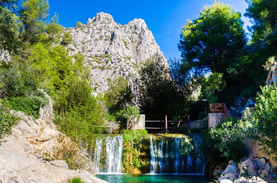 From Alicante/Benidorm: Guadalest & Algar Waterfalls Tour - Should you book the Guadalest and Algar Waterfalls tour?