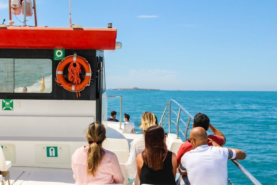 From Alicante: Roundtrip to Tabarca Island - The 1-hour ferry ride: sea views, seating, and the glass-bottom caveat