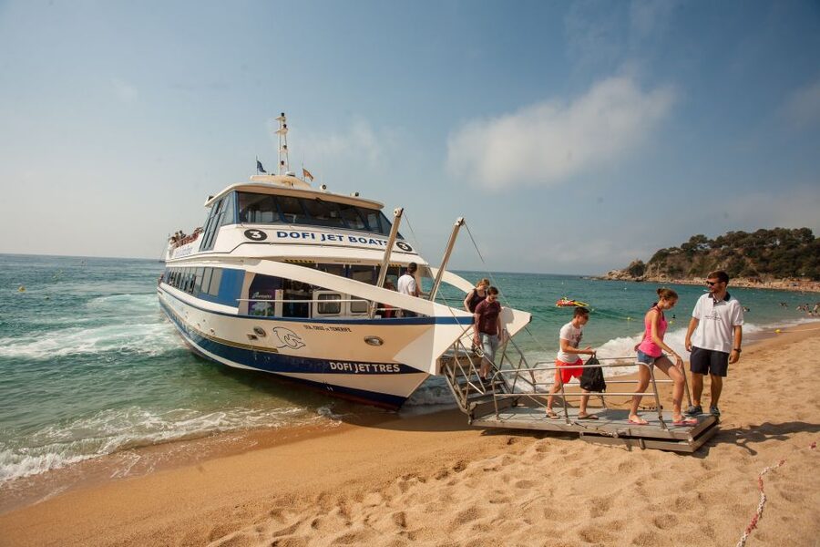 From Barcelona: Costa Brava Day Tour with Boat Trip - Tossa de Mar Old Town: medieval walls, Sa Roqueta, and a guided history