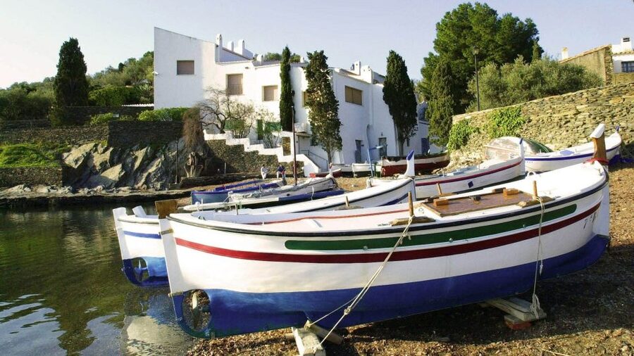 From Barcelona: Dalí Triangle and Cadaques Tour - Portlligat and Casa-Museu: the Dalí home with sea air