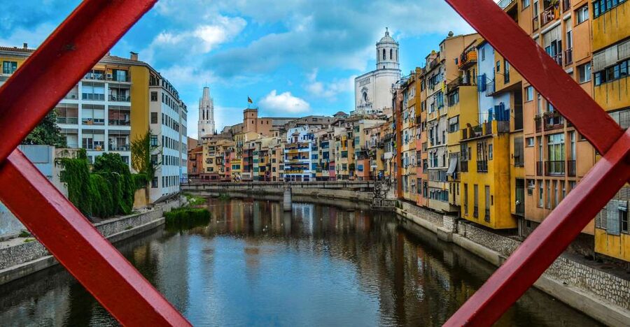 From Barcelona: Girona, Game of Thrones Tour - Girona from Barcelona in one day, without the stress