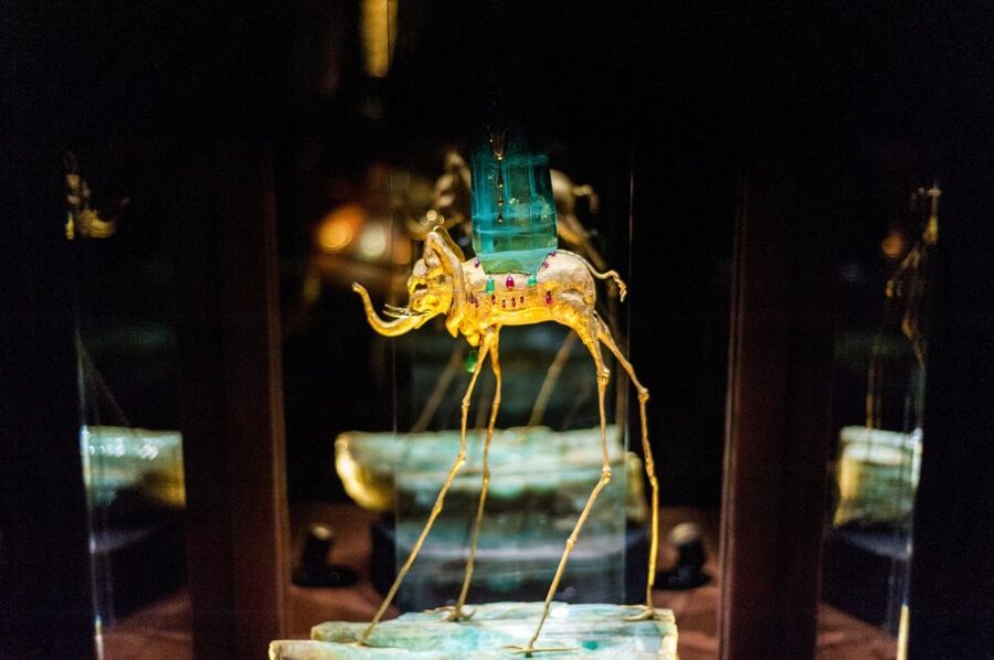 From Barcelona: Girona Guided Tour & Dalí Museum in Figueres - What you get for $85: value math for art and medieval streets