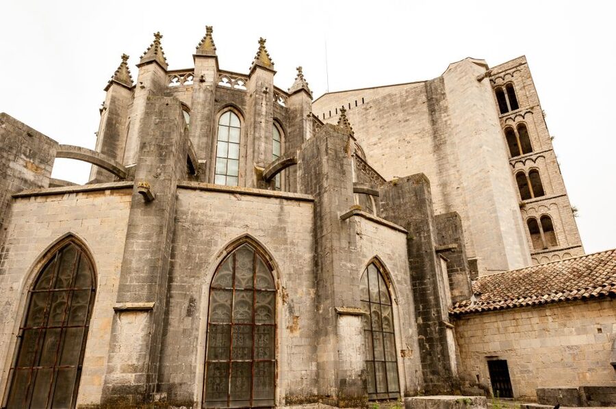 From Barcelona: Girona Guided Tour & Dalí Museum in Figueres - How to see more in the Dalí museum with your limited time