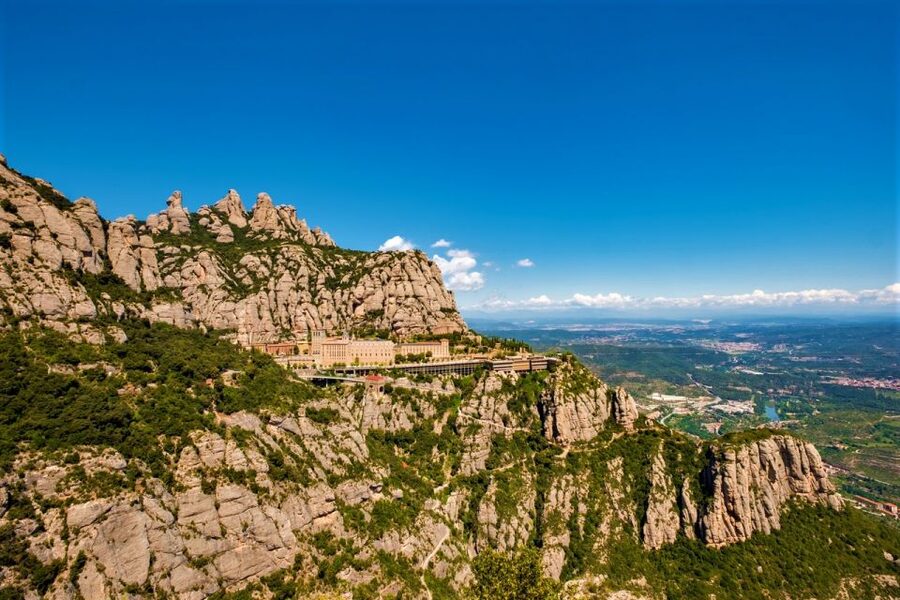 From Barcelona: Montserrat Monastery, Easy Hike, Cable Car - Meeting at Passeig de Gràcia and the Small-Group Rhythm