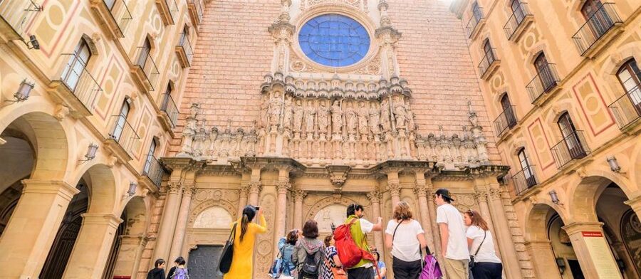 From Barcelona: Montserrat Monastery & Scenic Mountain Hike - From Passeig de Gràcia to Montserrat, the timing is the whole deal