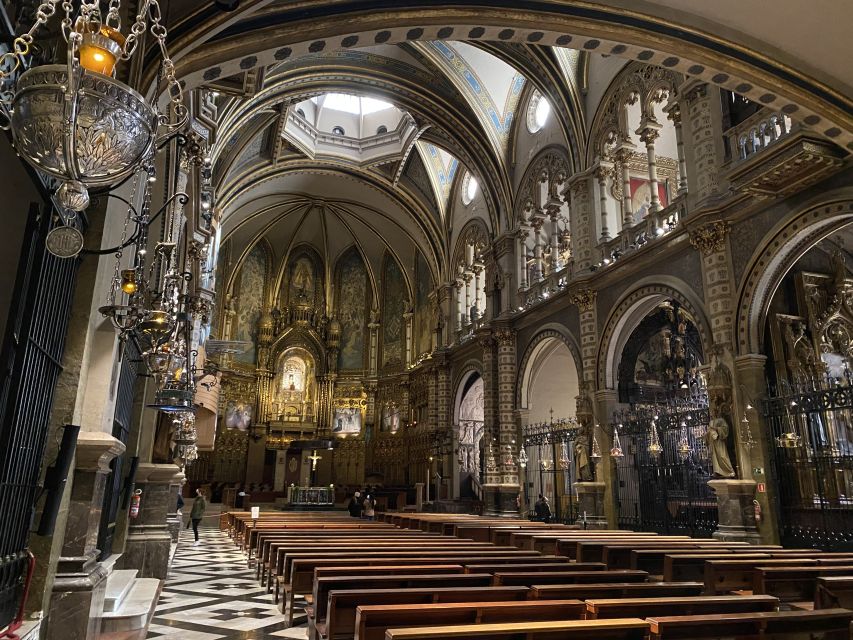 From Barcelona: Montserrat Monastery & Scenic Mountain Hike - Small-group pacing: why max 8 people changes the day