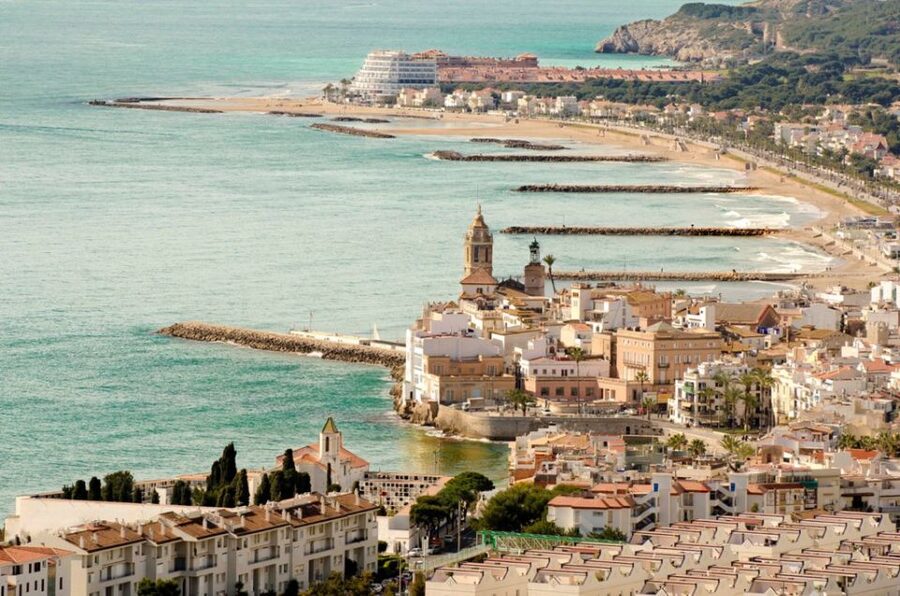 From Barcelona: Tarragona & Sitges Full Day Tour with Pickup - The archaeological promenade: walls, Circus, and that 2,000-year center of town