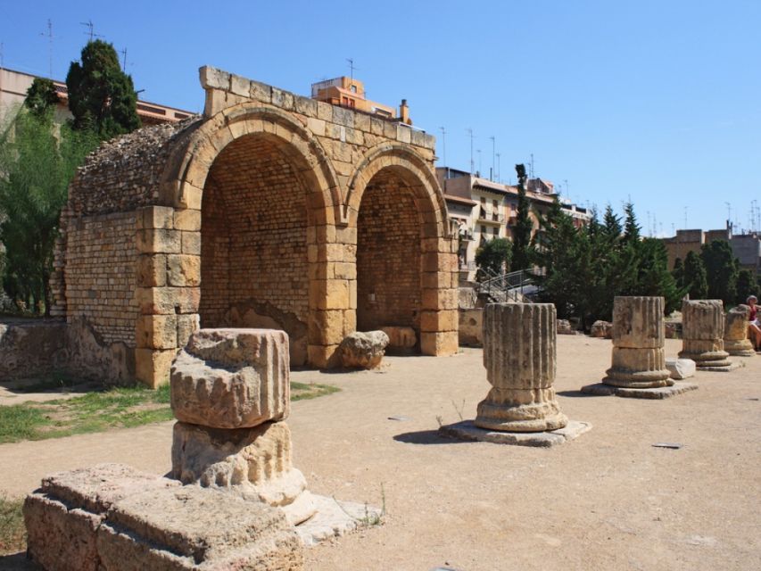 From Barcelona: Tarragona & Sitges Full Day Tour with Pickup - Church of San Bartolomé y Santa Tecla, Maricel Palace, and the Quiet Corner pause