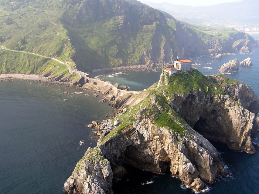 From Bilbao: Gaztelugatxe, Bermeo and Gernika Day Trip - Bermeo fishing village time: pintxos, seafood, and easy wandering